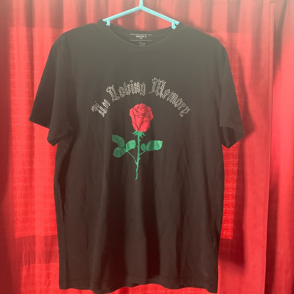 ⭐️3/$20 Forever 21 “In loving memory” tshirt